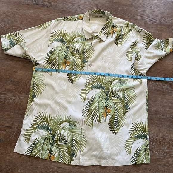 Tommy Bahama 100% Silk Hawaiian Shirt | Palm Print | Cream | Size XL - Picture 8 of 13